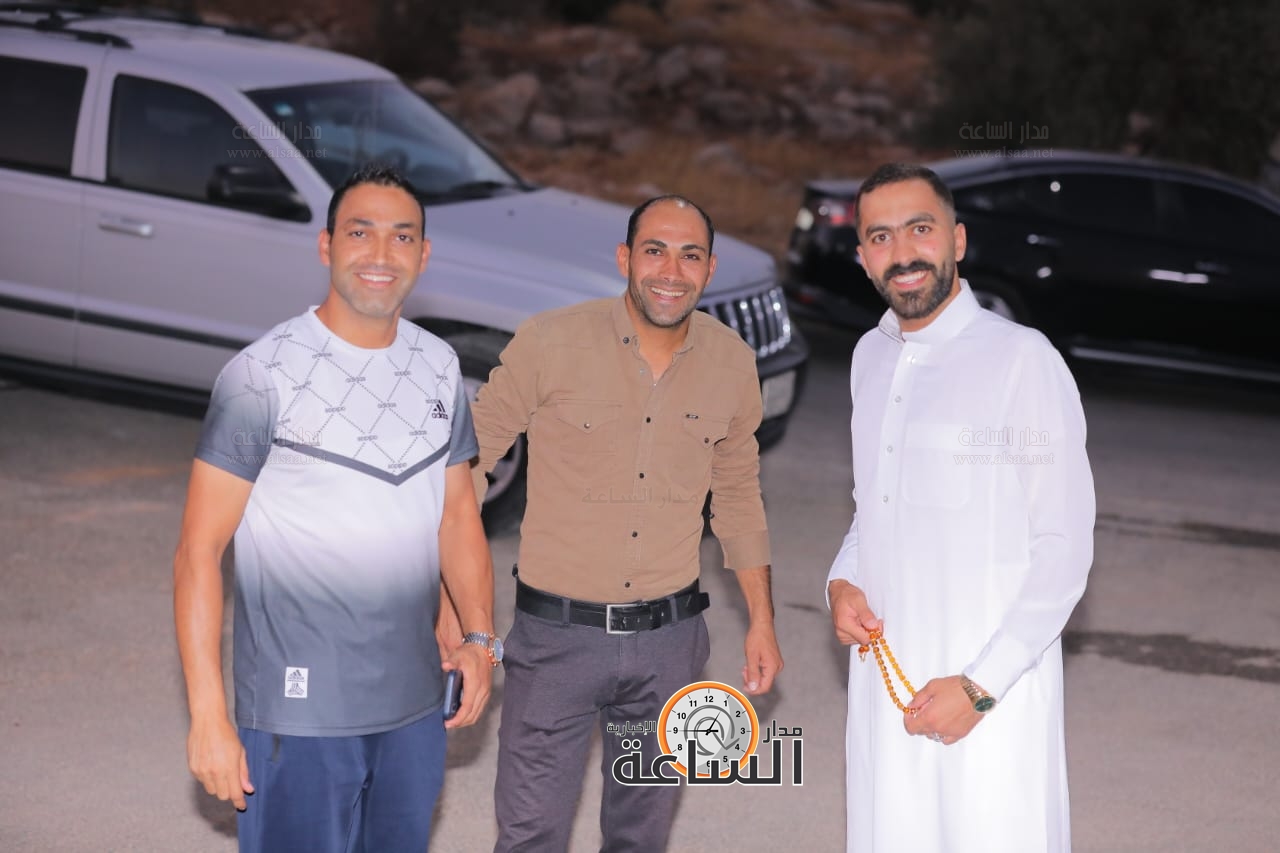 Madar Al-Saa Images 0.818631156259935