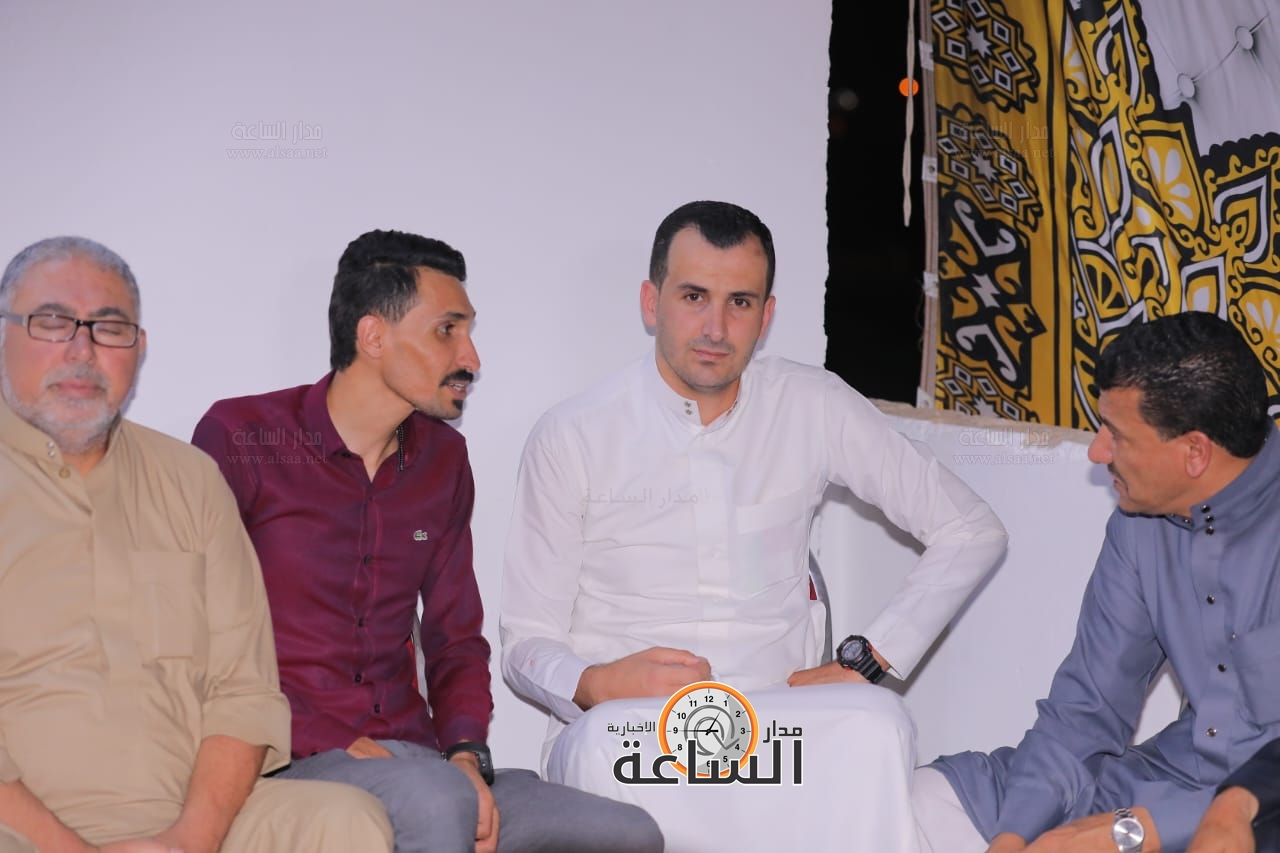 Madar Al-Saa Images 0.0087107339984267