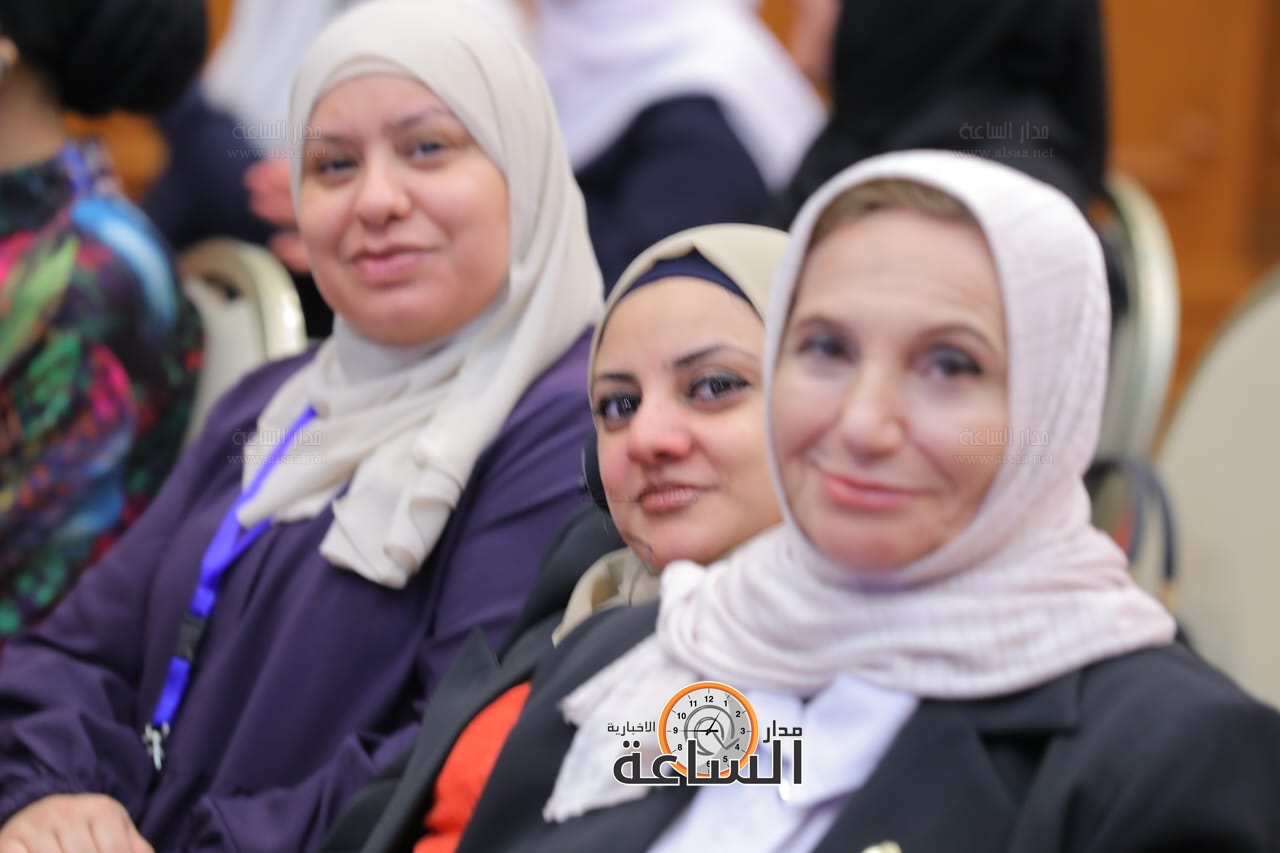 Madar Al-Saa Images 0.17691355261336827