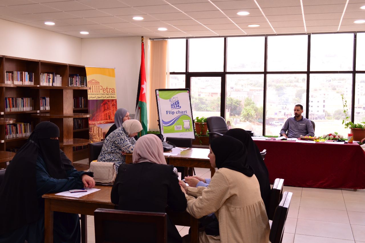 Madar Al-Saa Images 0.9712297709862507