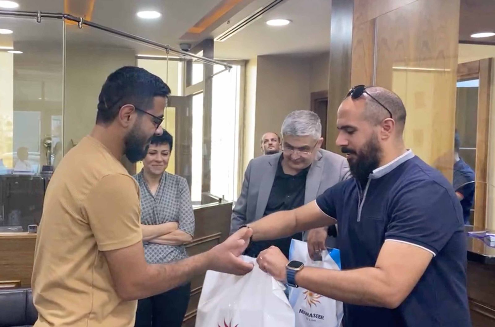 Madar Al-Saa Images 0.7410394096225439