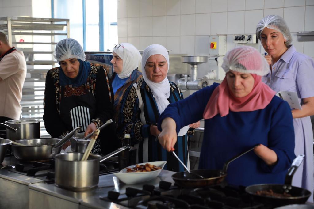 Madar Al-Saa Images 0.7200636301865109