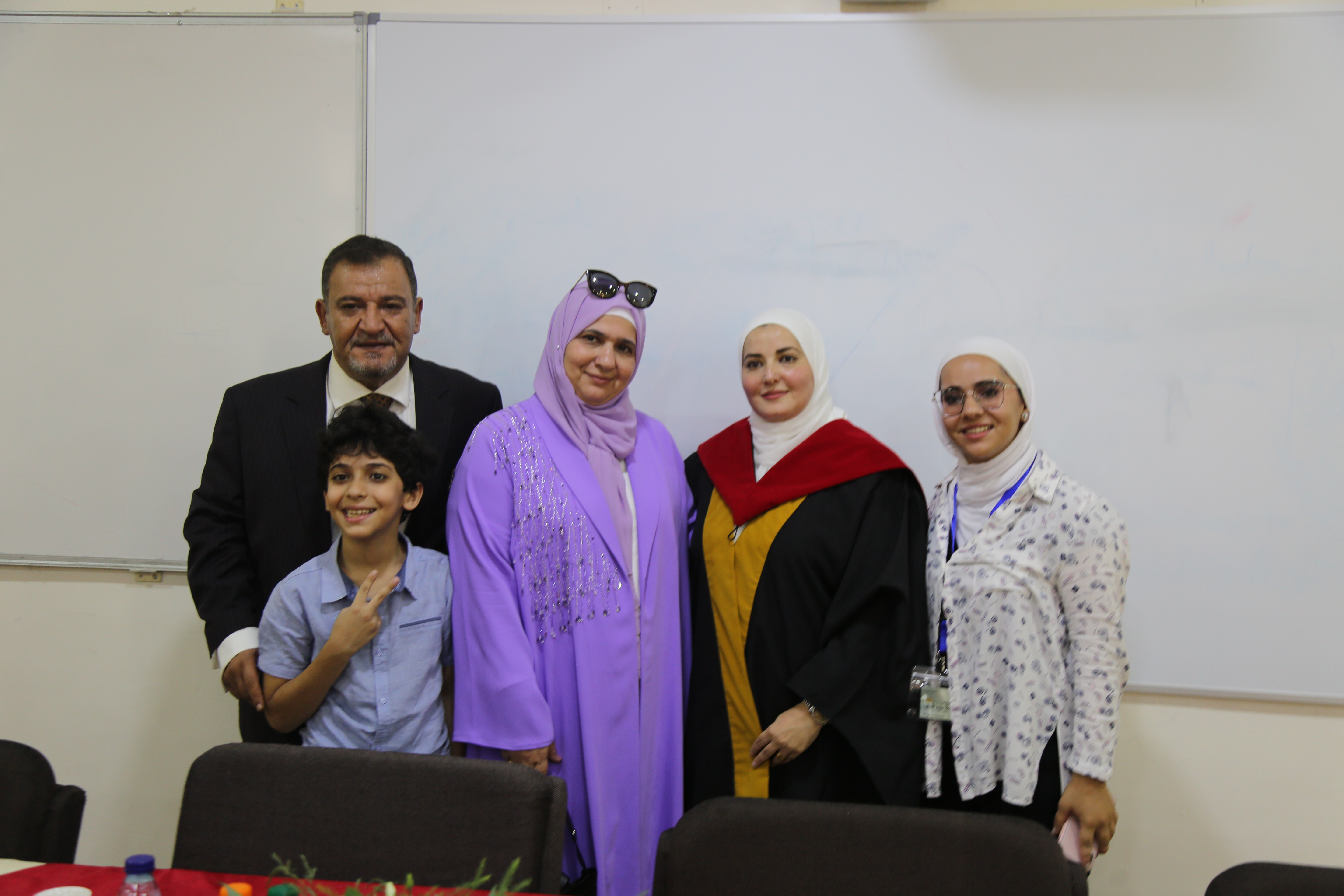 Madar Al-Saa Images 0.09471245781462567