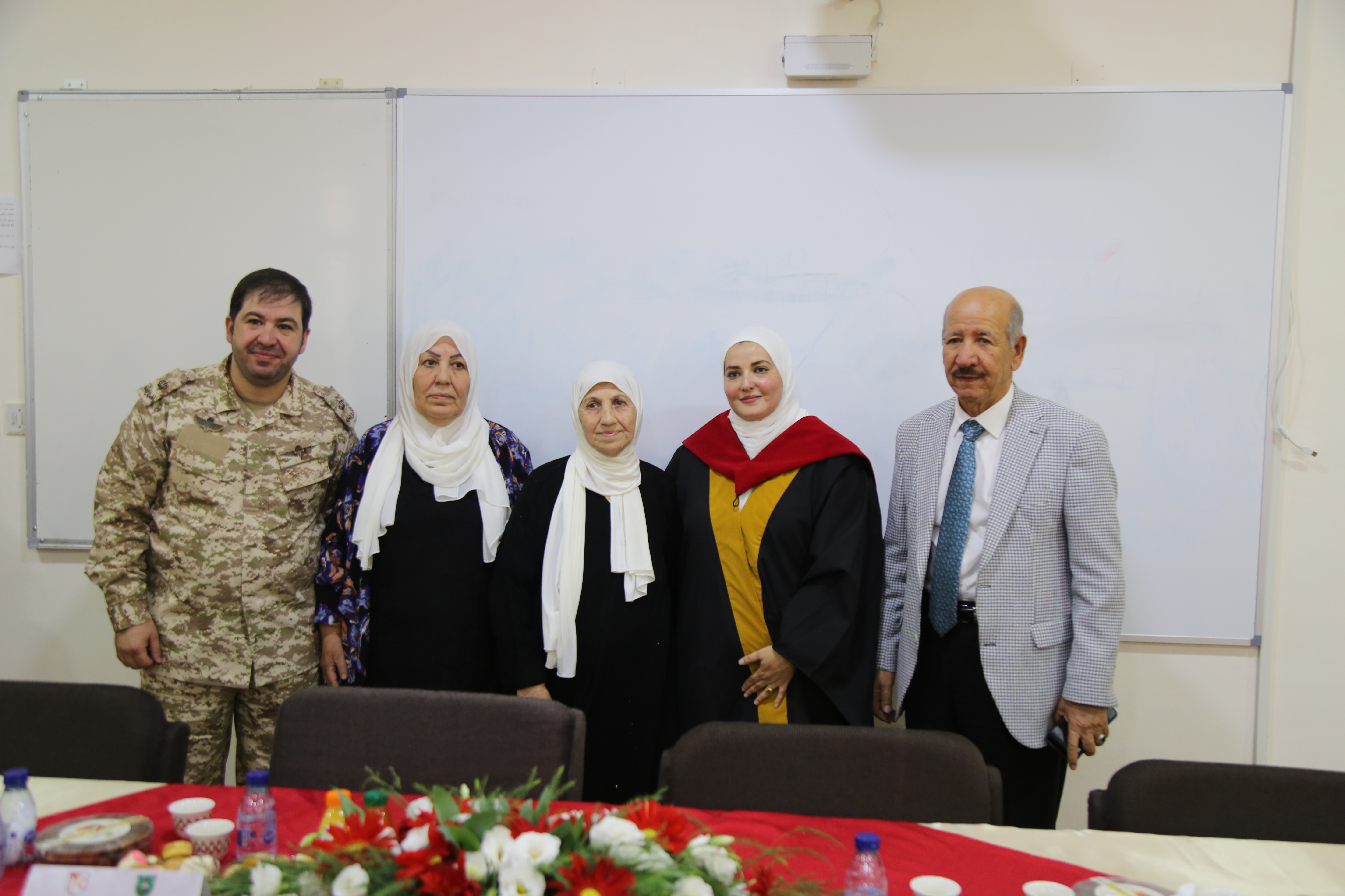 Madar Al-Saa Images 0.6089825238519673