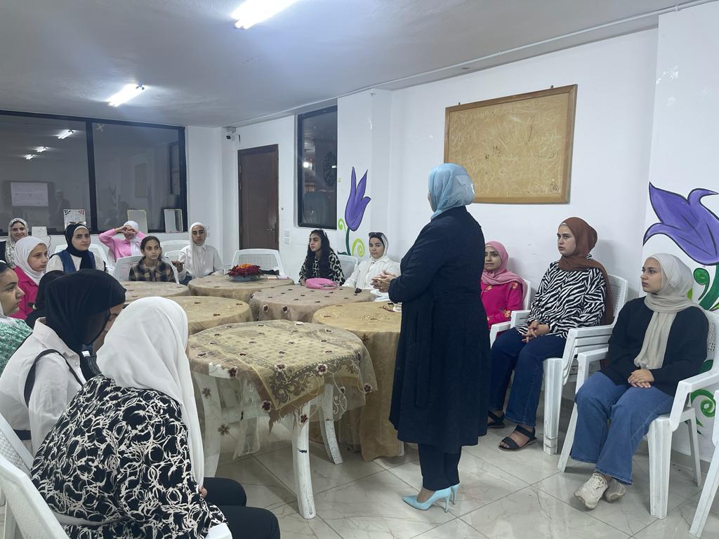 Madar Al-Saa Images 0.638524103267962