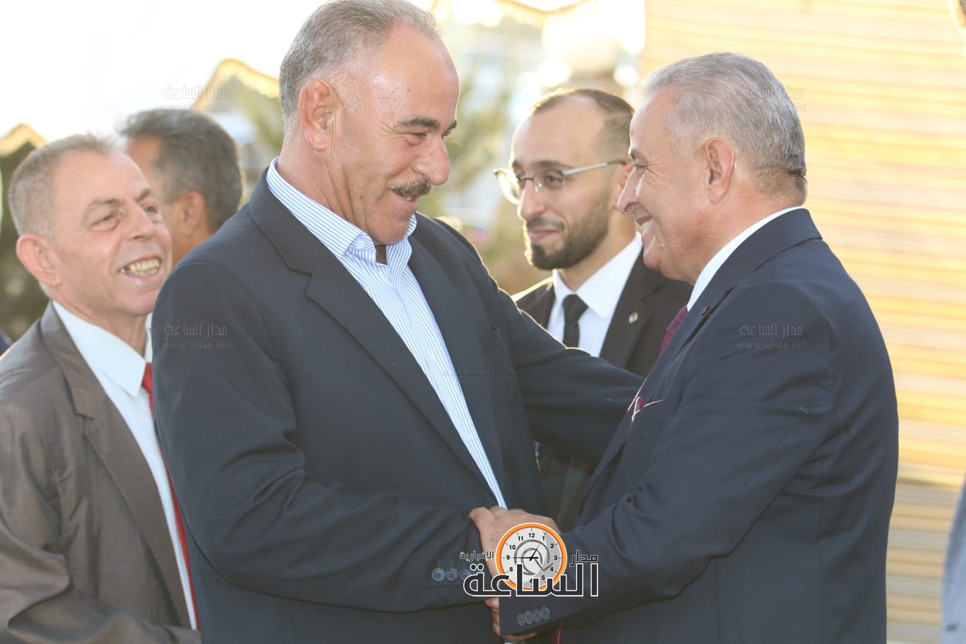 Madar Al-Saa Images 0.04378463051365167