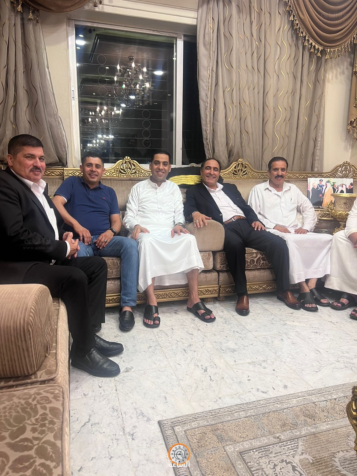 Madar Al-Saa Images 0.9427056764116832