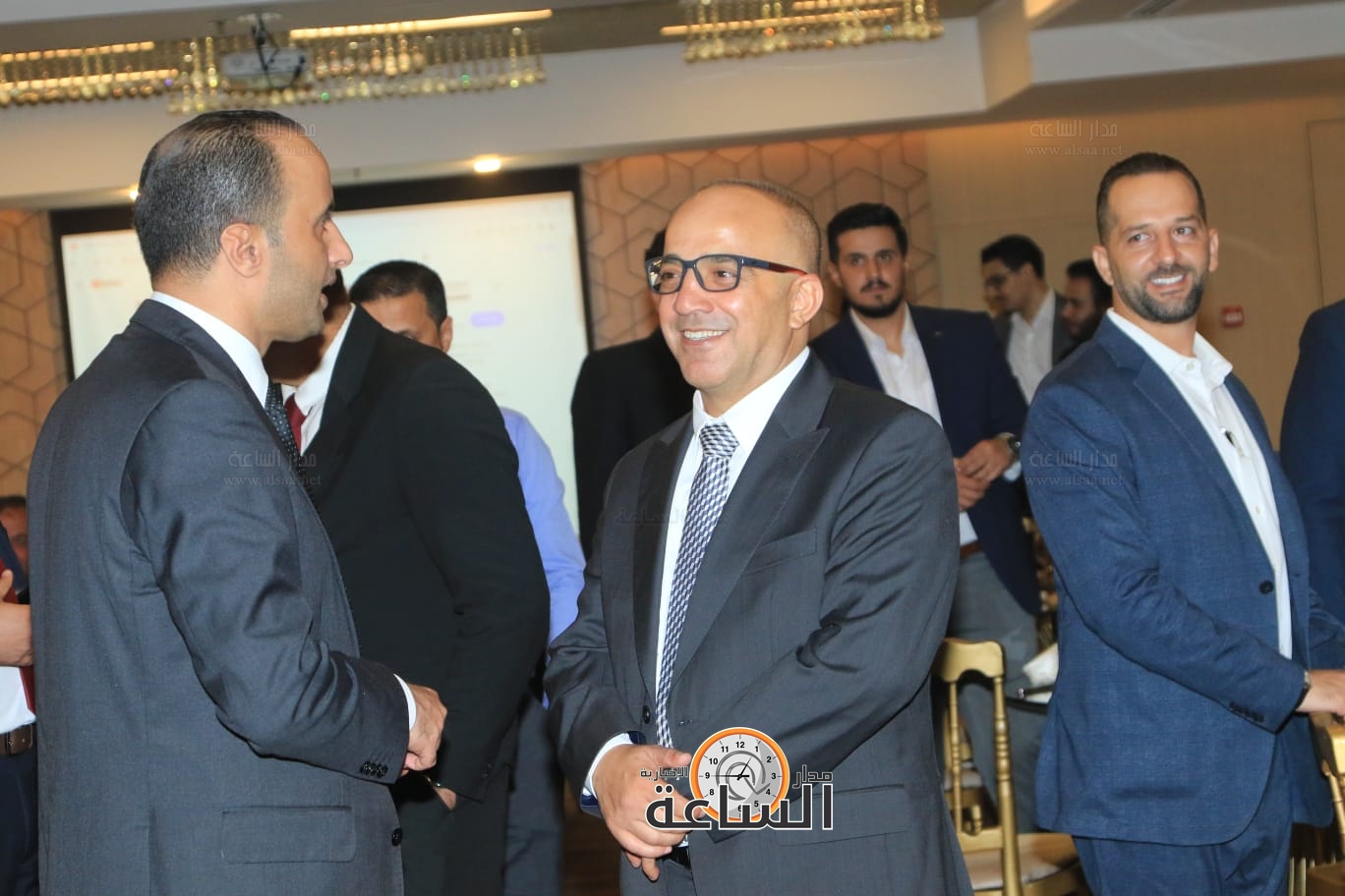 Madar Al-Saa Images 0.41895804520038615