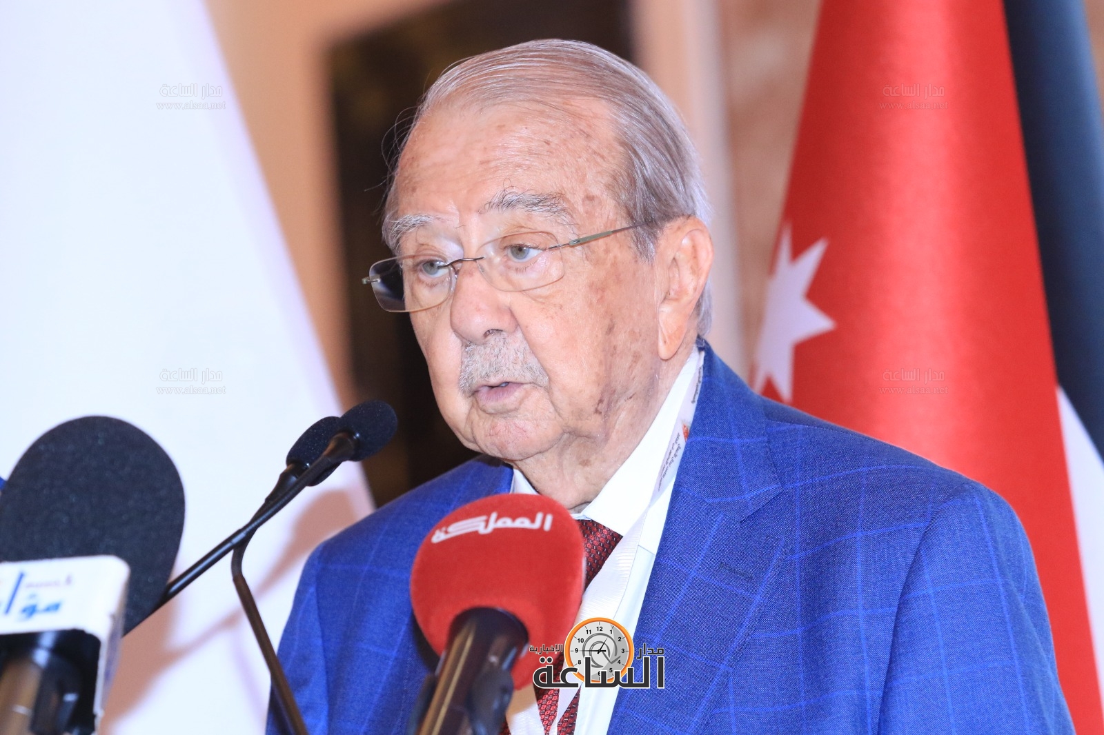 Madar Al-Saa Images 0.7571823444022886