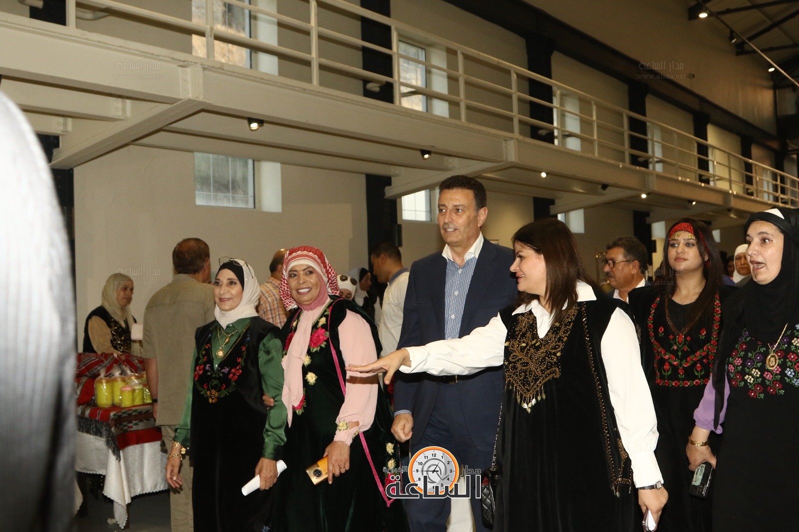 Madar Al-Saa Images 0.2909833574988152