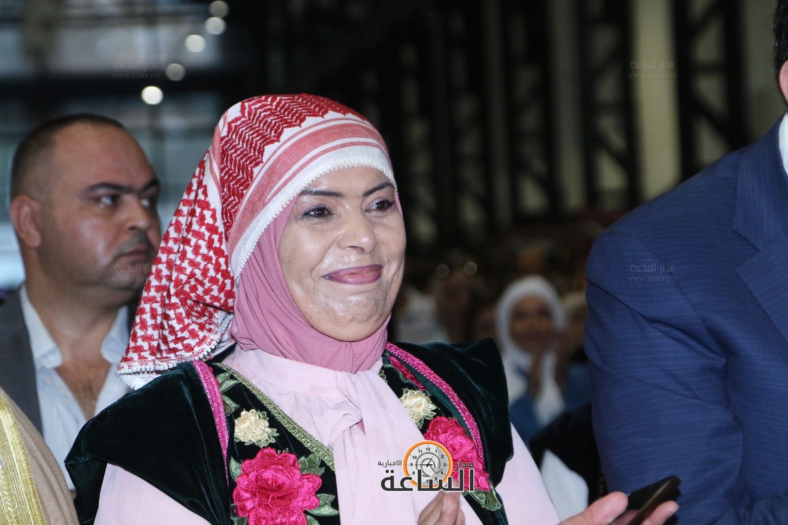 Madar Al-Saa Images 0.24644804370579387