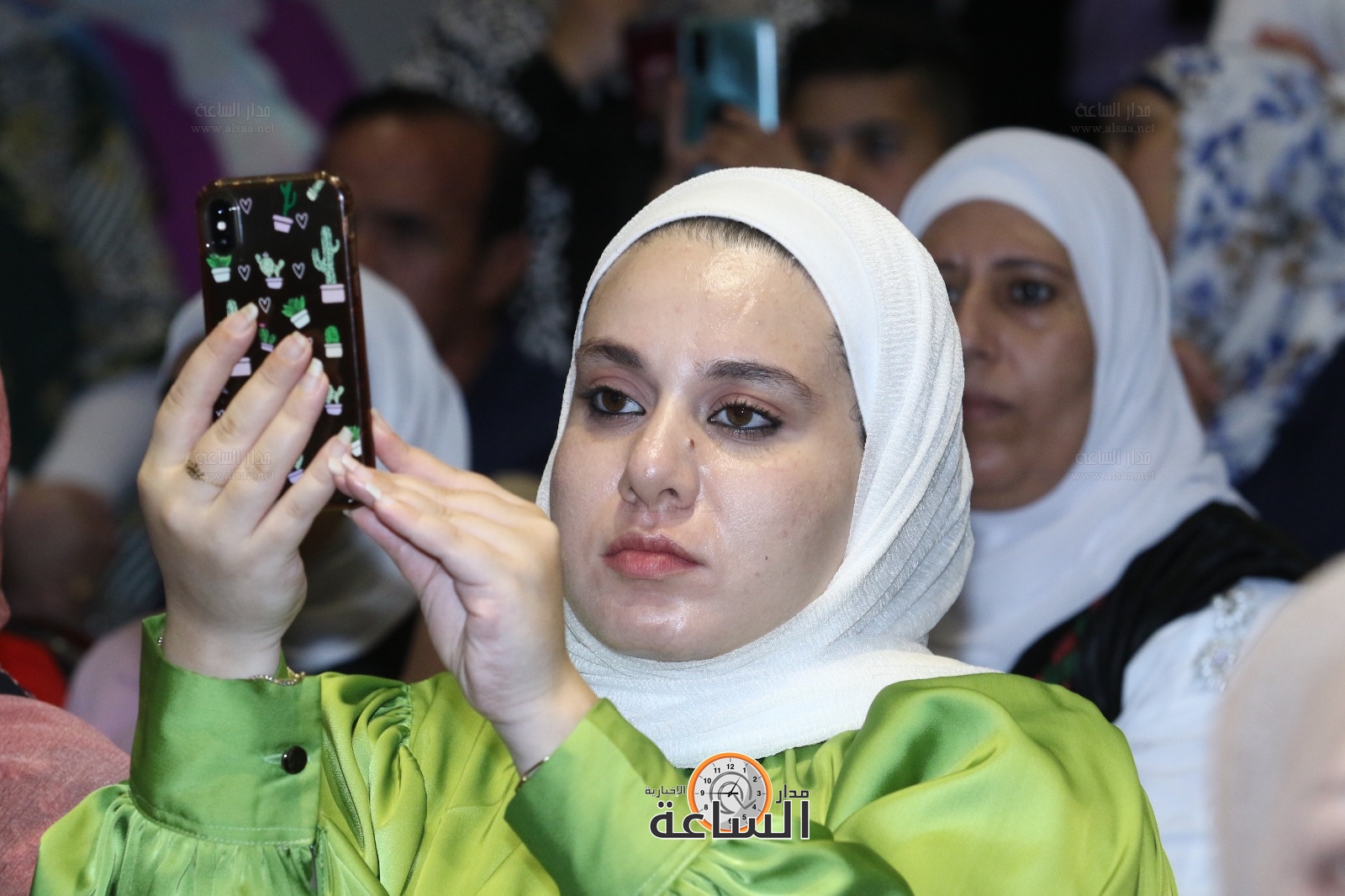 Madar Al-Saa Images 0.8252498810138048