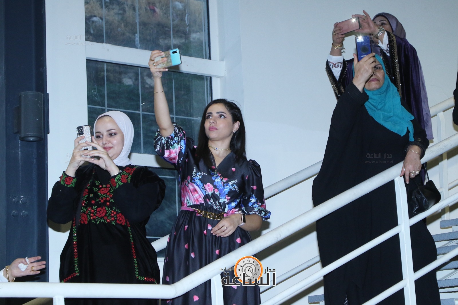 Madar Al-Saa Images 0.8690971756272134