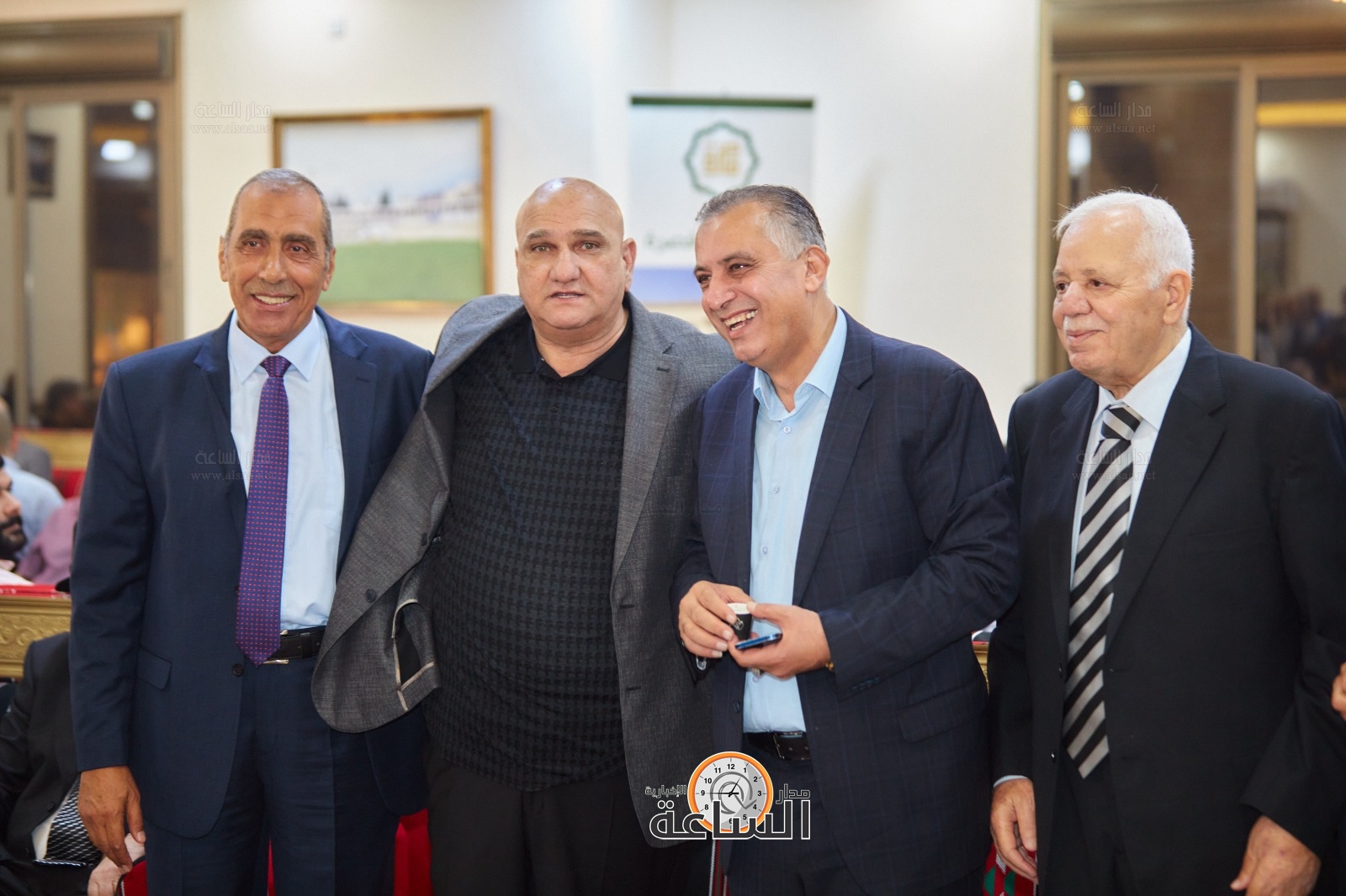 Madar Al-Saa Images 0.4160954147888669