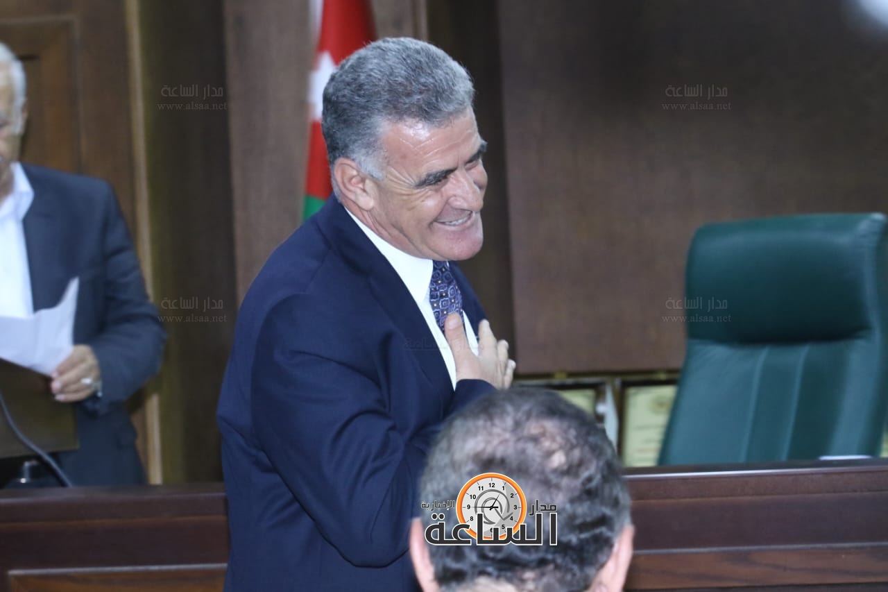 Madar Al-Saa Images 0.6120614033011029