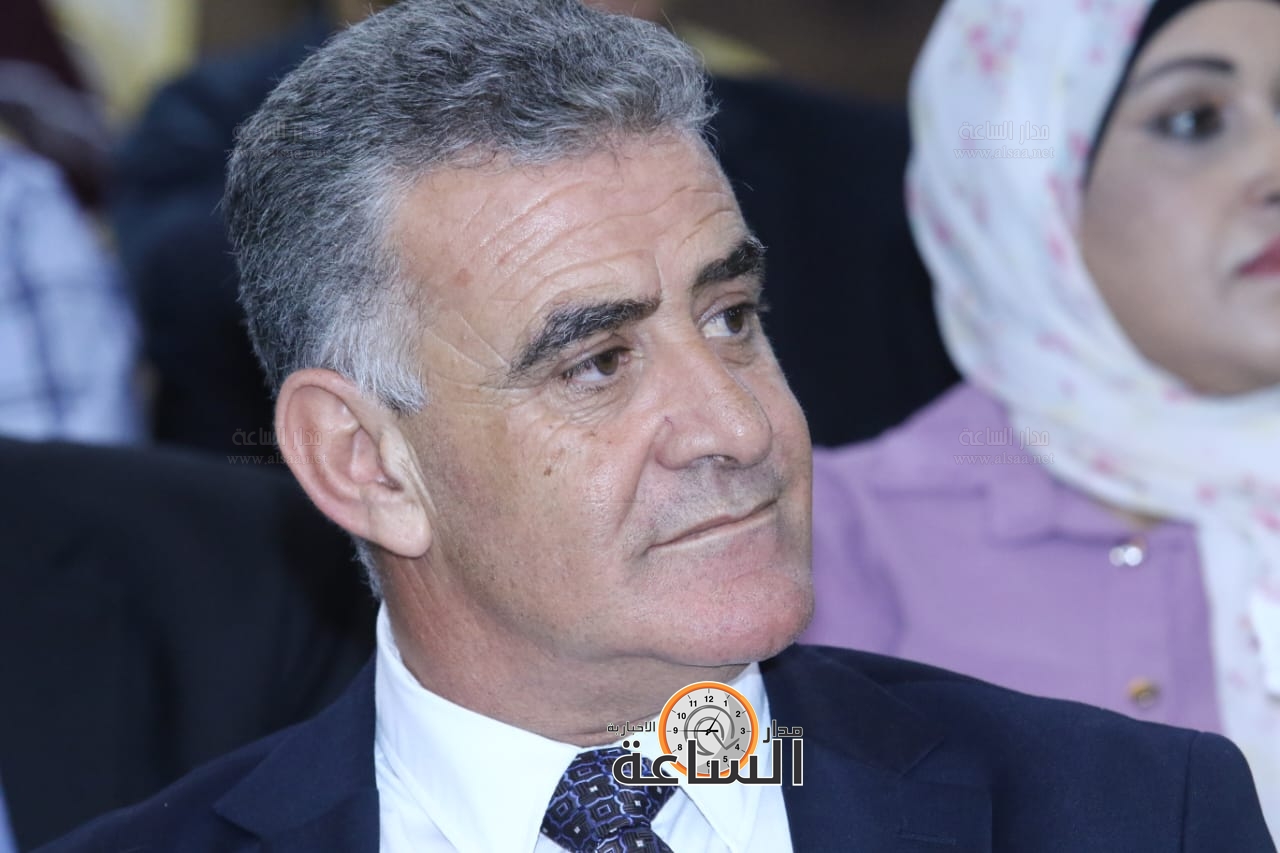 Madar Al-Saa Images 0.1636517175449579