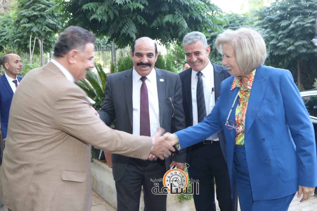 Madar Al-Saa Images 0.8508480281010191