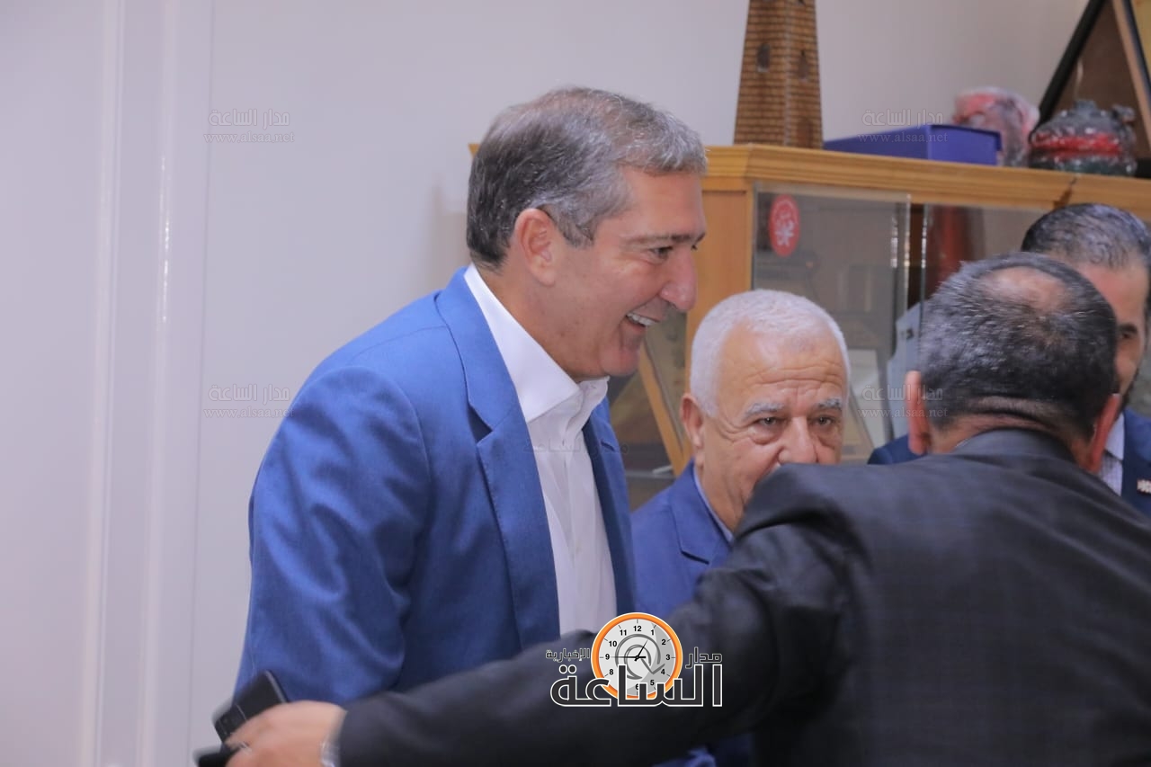 Madar Al-Saa Images 0.11692608286613537