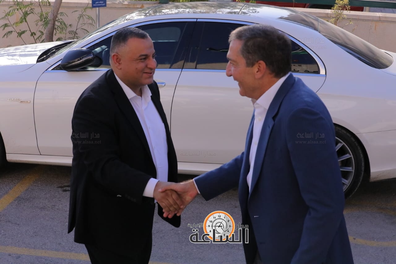 Madar Al-Saa Images 0.7783899705198016