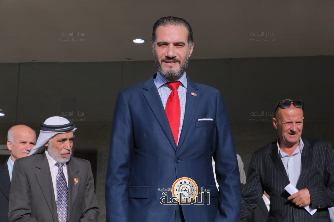 Madar Al-Saa Images 0.929064543316497