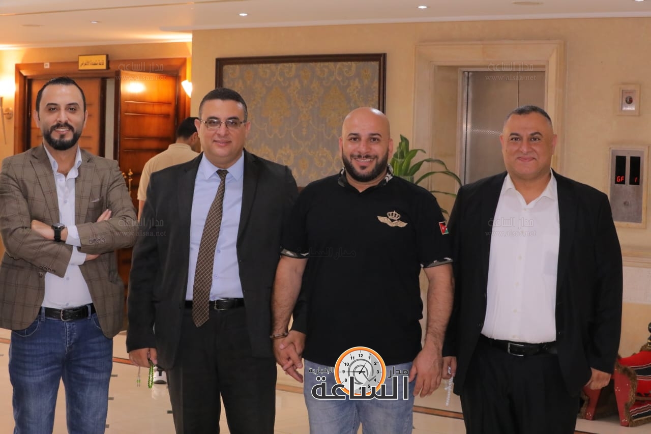 Madar Al-Saa Images 0.7364446139173662