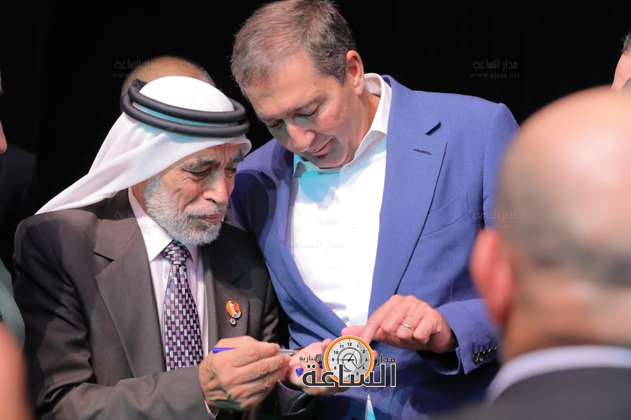 Madar Al-Saa Images 0.7581352676049495