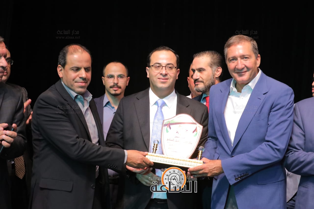 Madar Al-Saa Images 0.5722199799164724