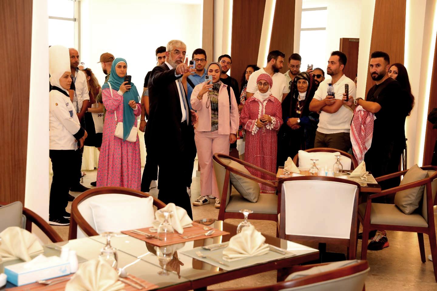 Madar Al-Saa Images 0.5066821290696139