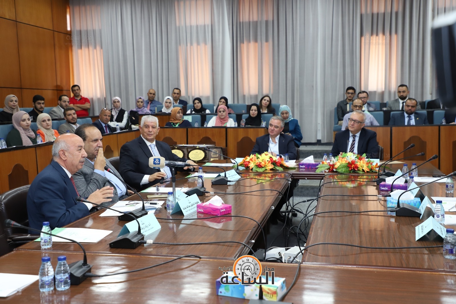 Madar Al-Saa Images 0.9928890734089366