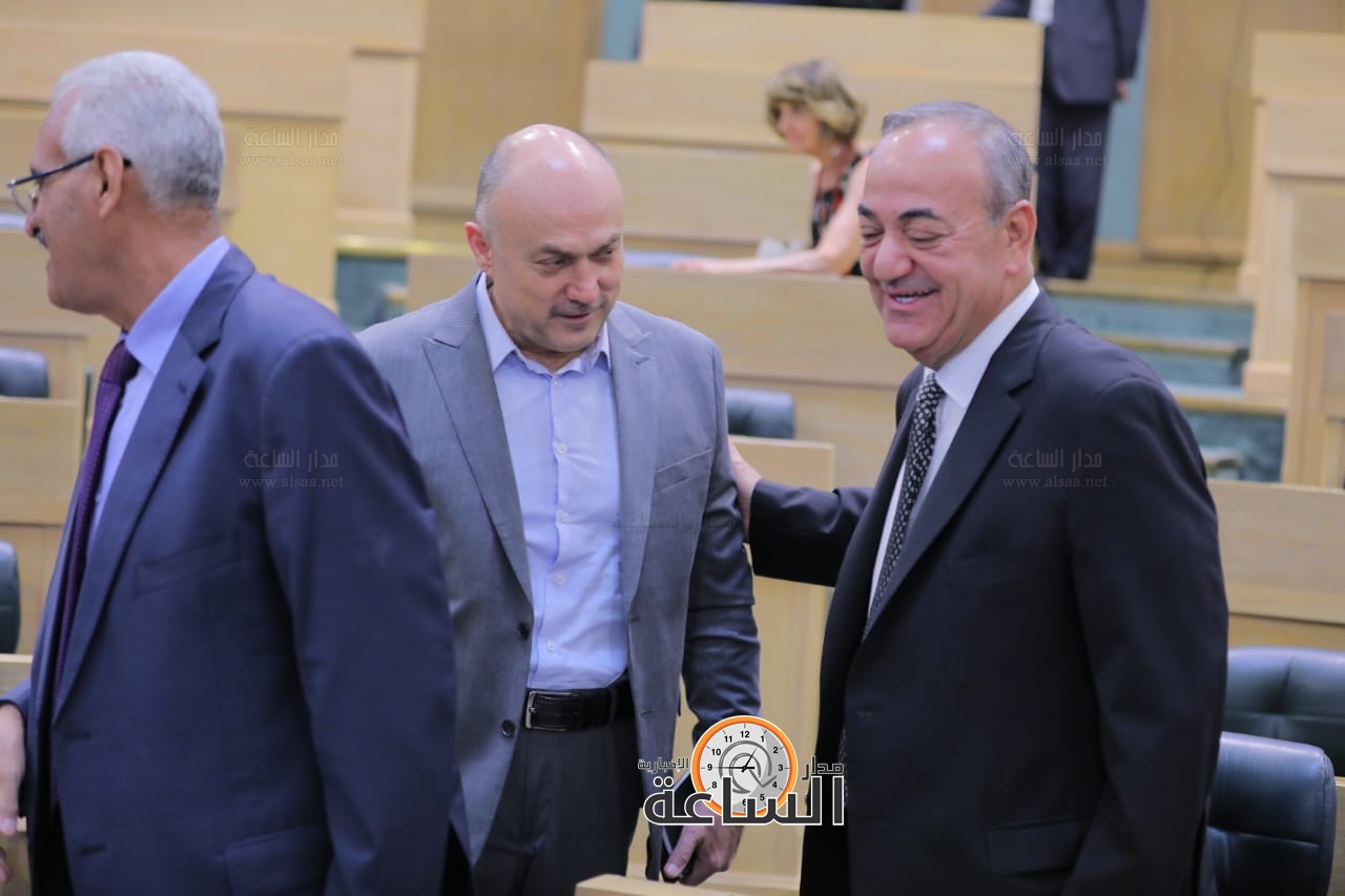 Madar Al-Saa Images 0.9139453733051057