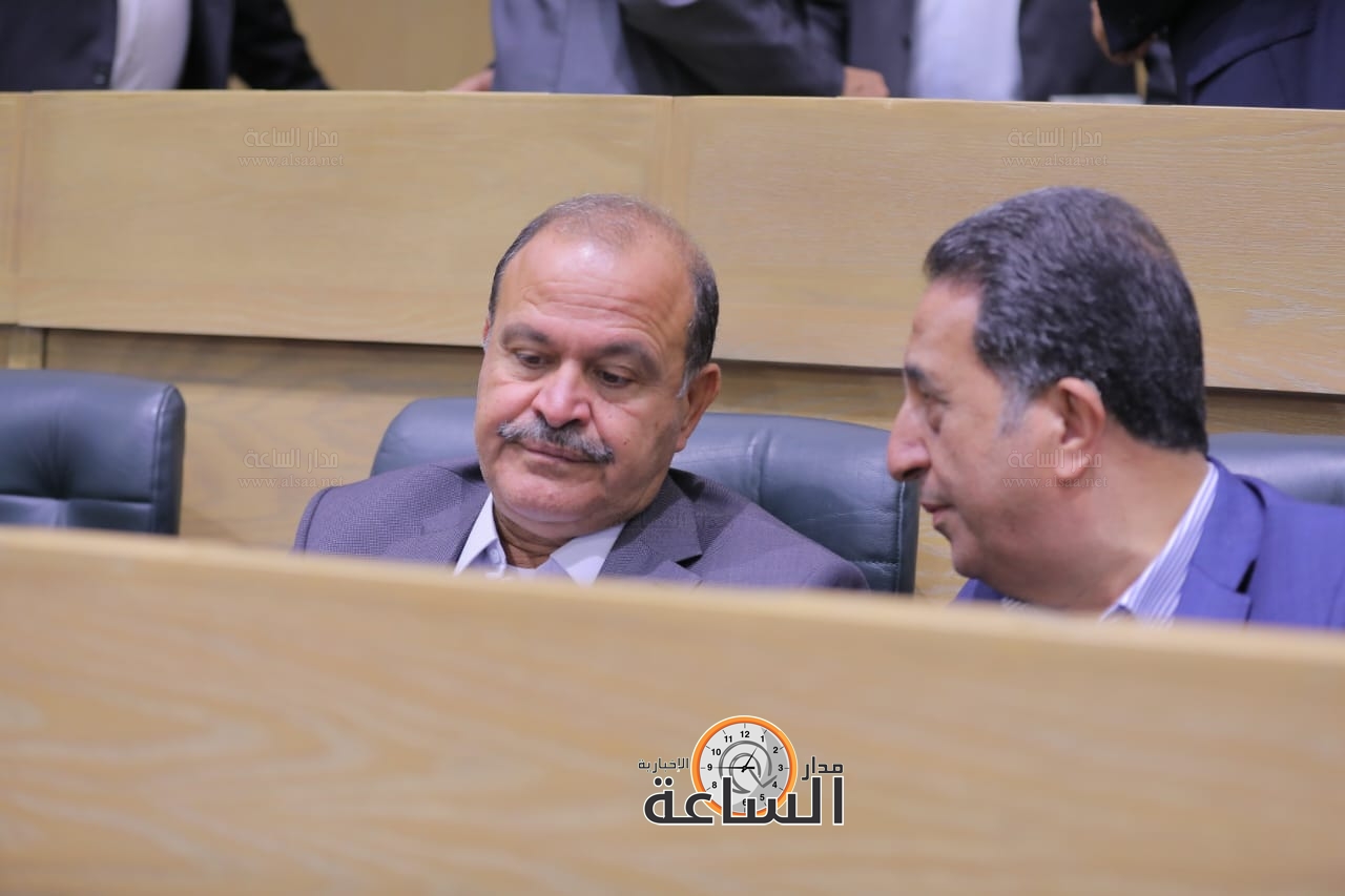 Madar Al-Saa Images 0.0984564431538637