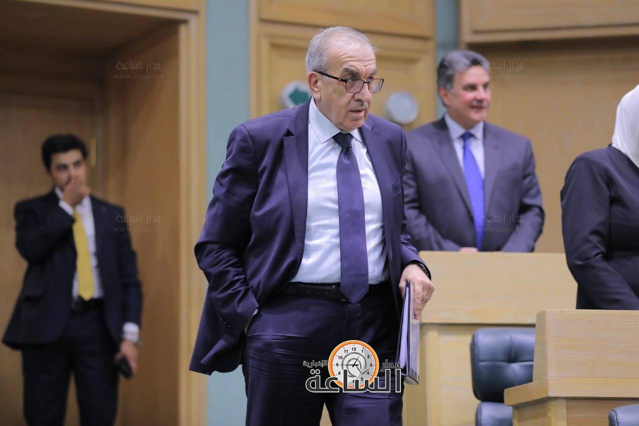 Madar Al-Saa Images 0.5298563398557132