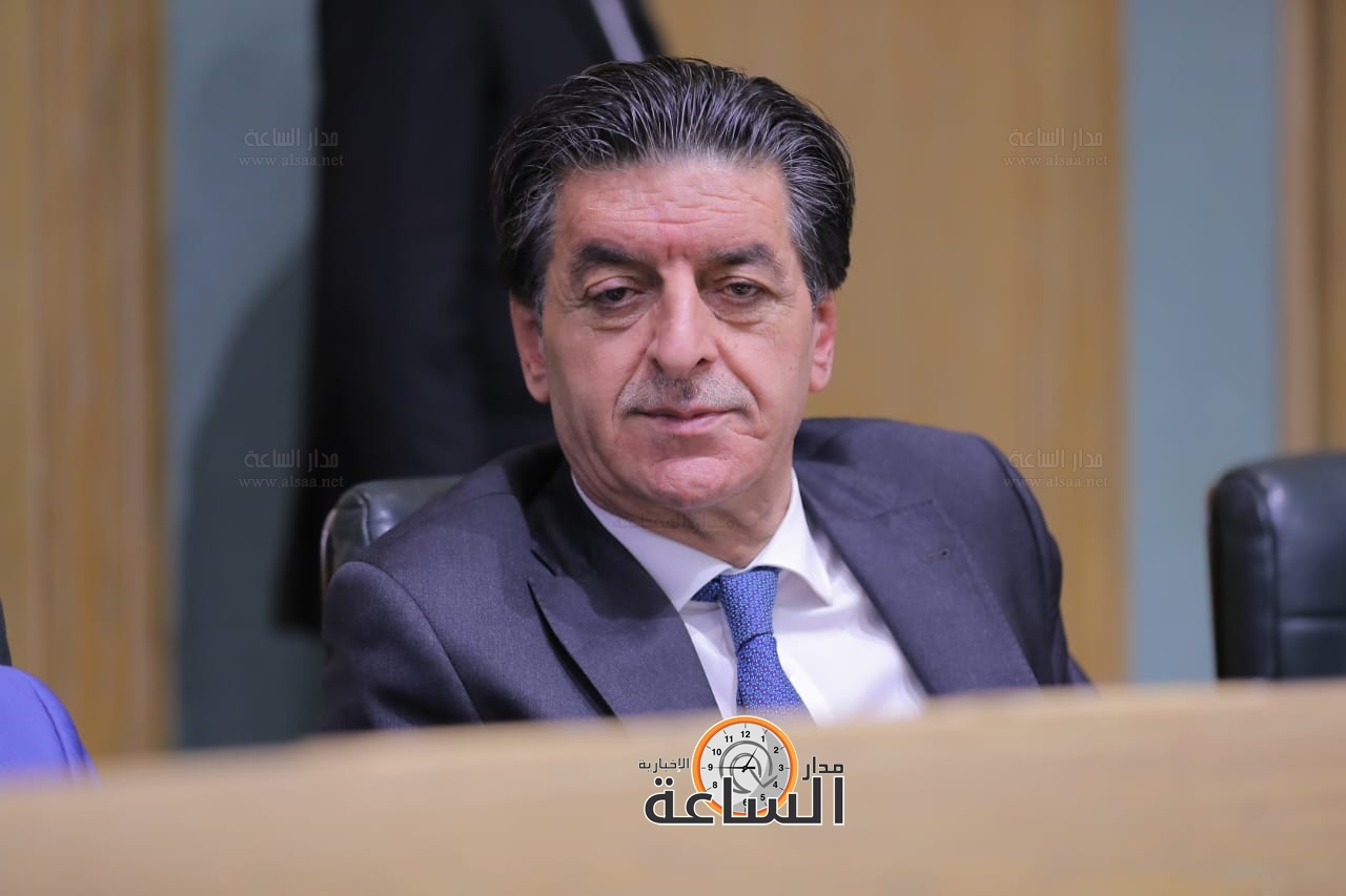 Madar Al-Saa Images 0.2619643421576081