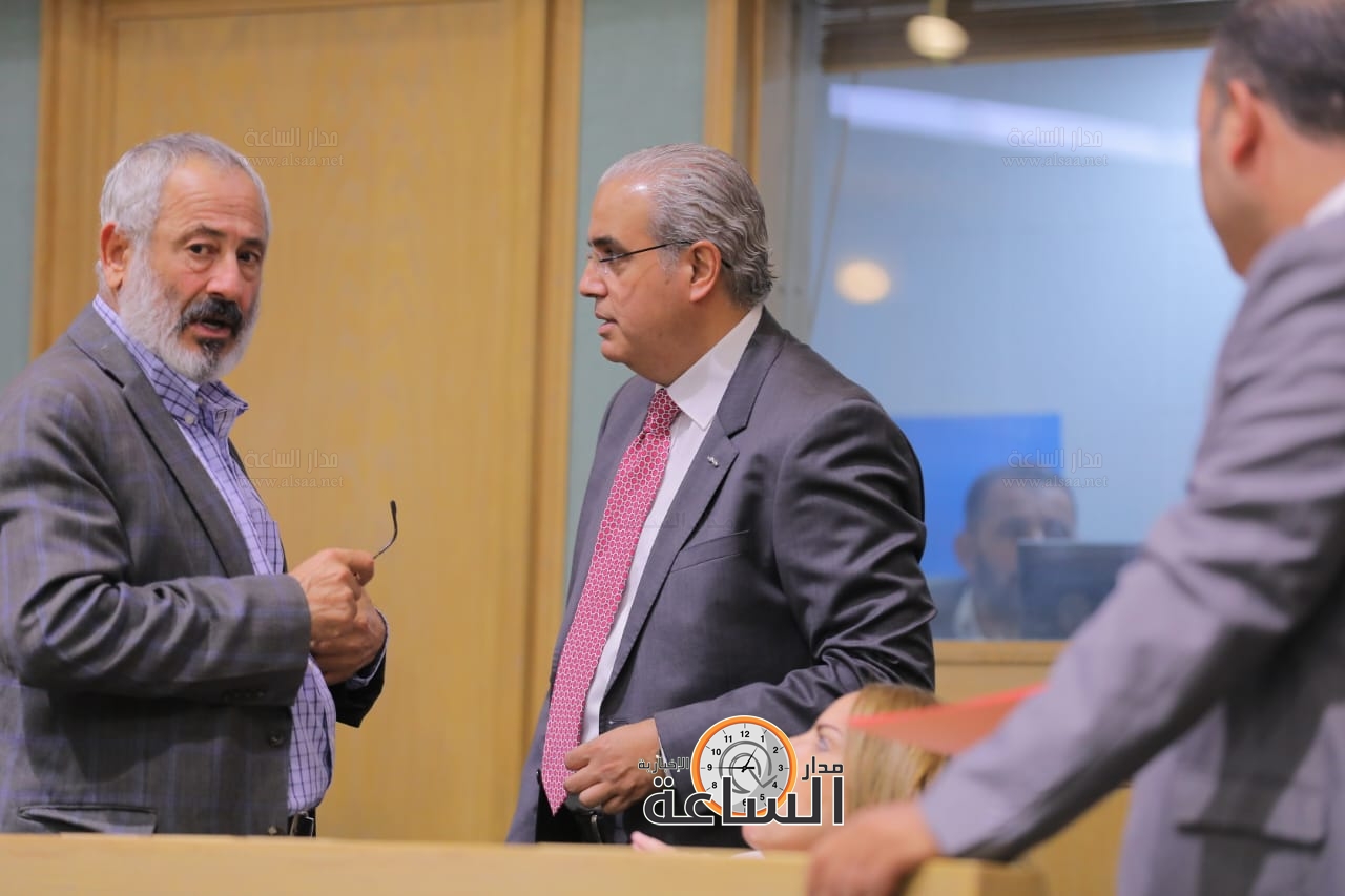 Madar Al-Saa Images 0.14608256932828367