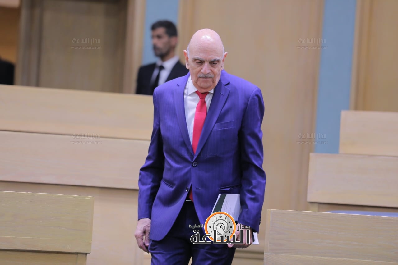 Madar Al-Saa Images 0.8661250263006437