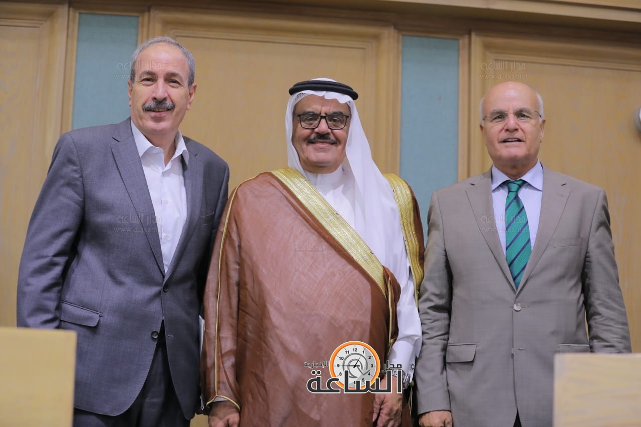 Madar Al-Saa Images 0.0027362336795913045