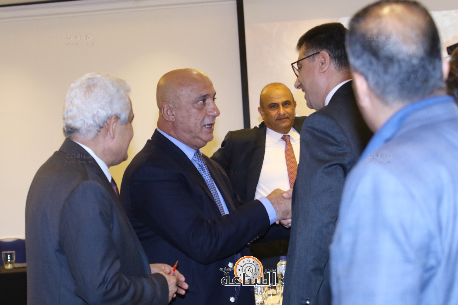 Madar Al-Saa Images 0.04471300624401886