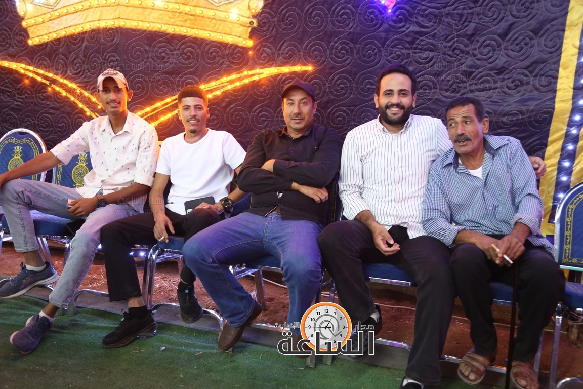 Madar Al-Saa Images 0.4879208869346352