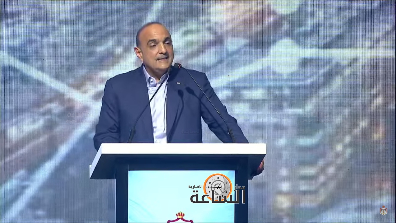 Madar Al-Saa Images 0.11751719898834079