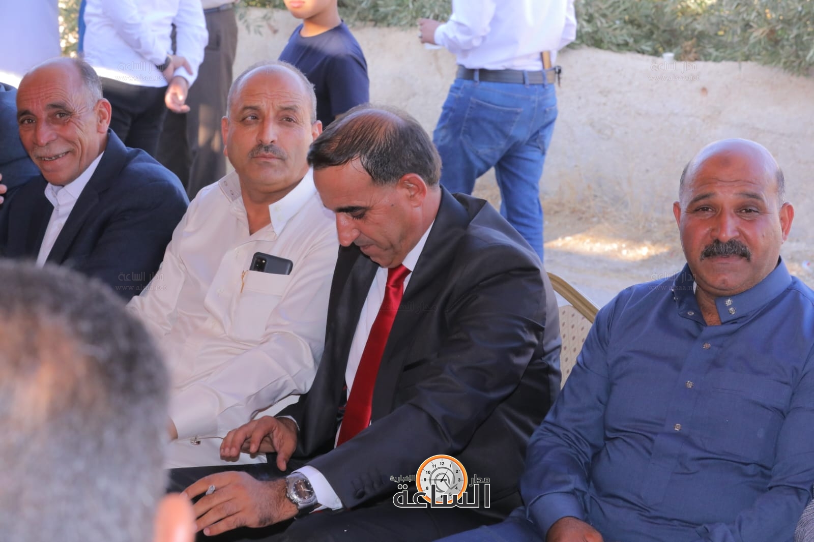 Madar Al-Saa Images 0.4255656076070218