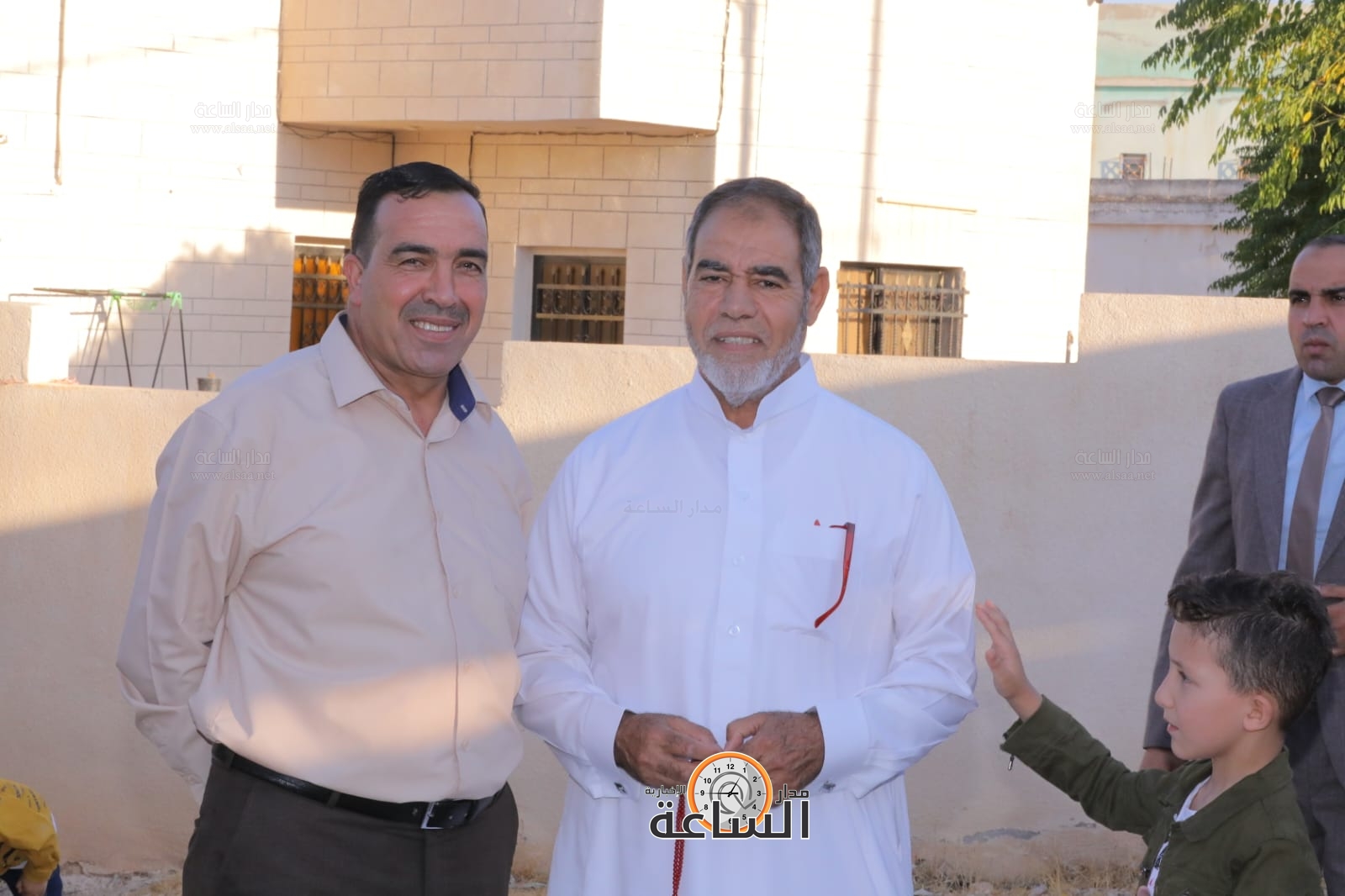 Madar Al-Saa Images 0.8585802967480645