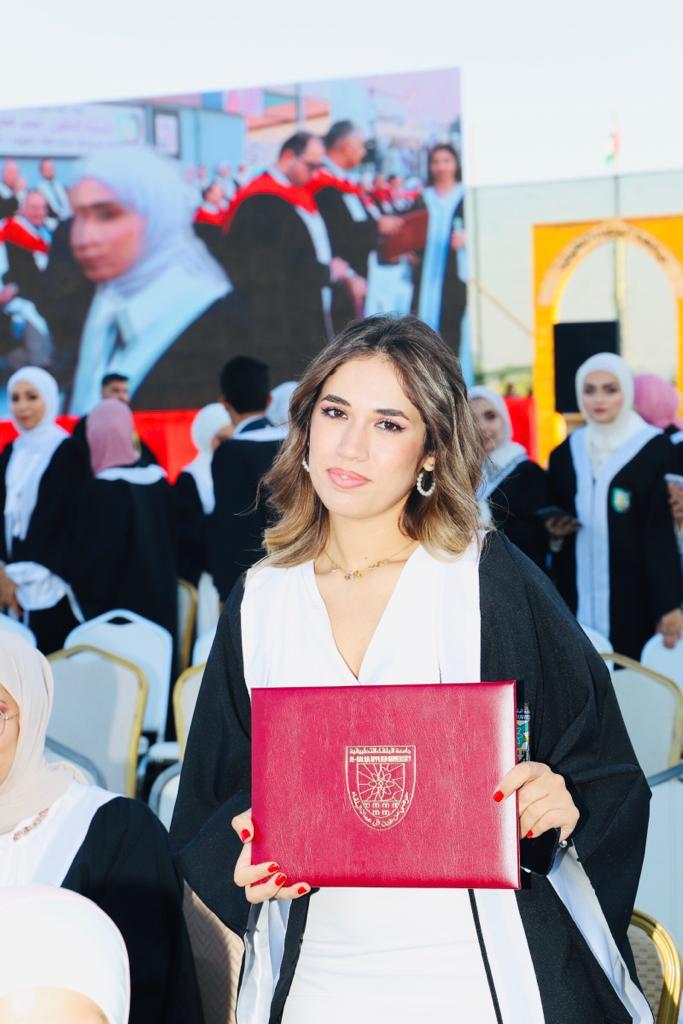 Madar Al-Saa Images 0.7516236326465981