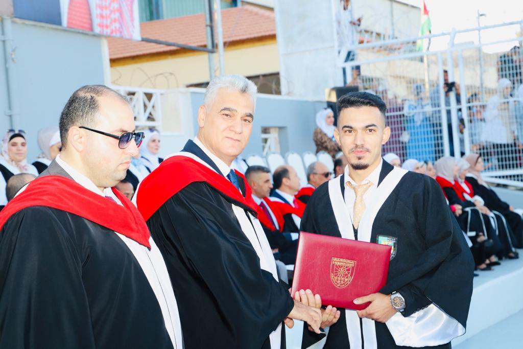 Madar Al-Saa Images 0.4769793633144439