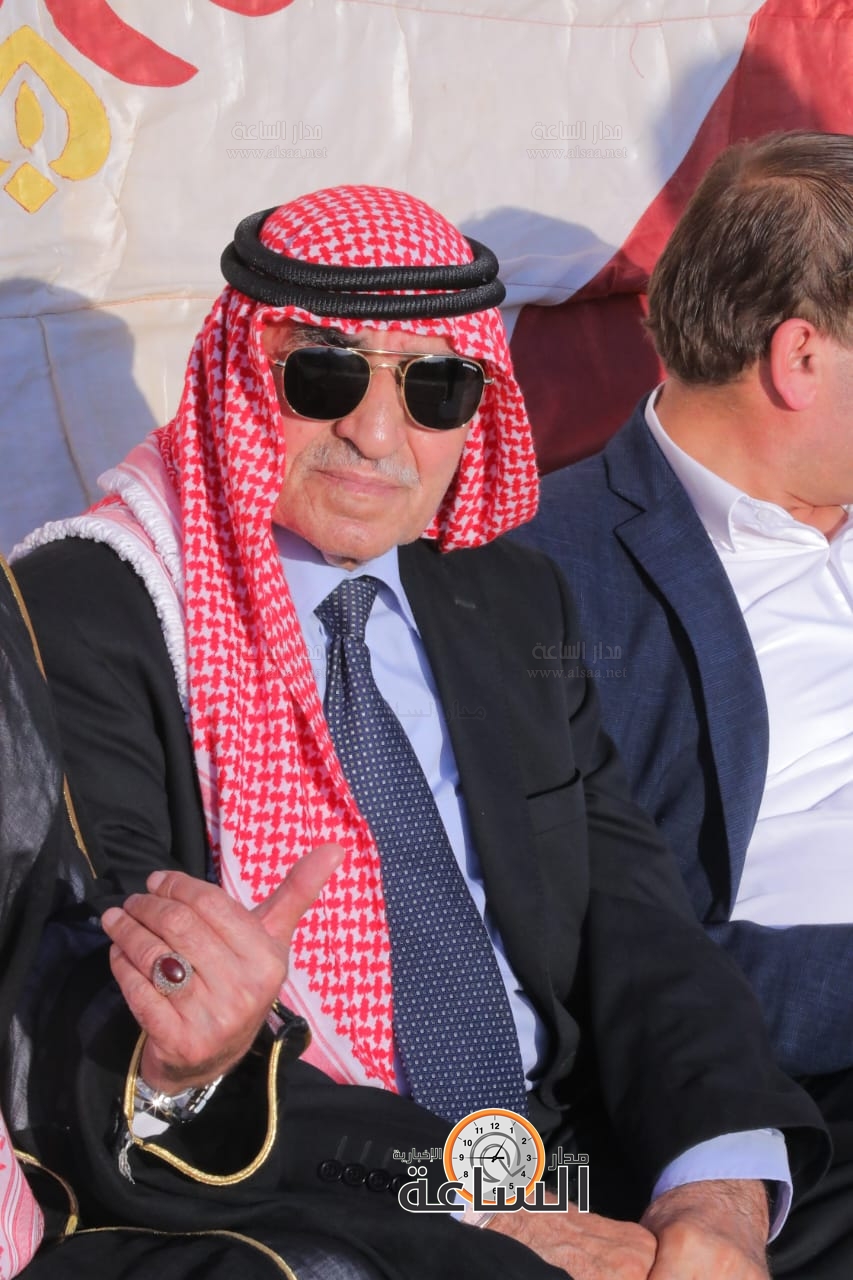 Madar Al-Saa Images 0.46671717864930473