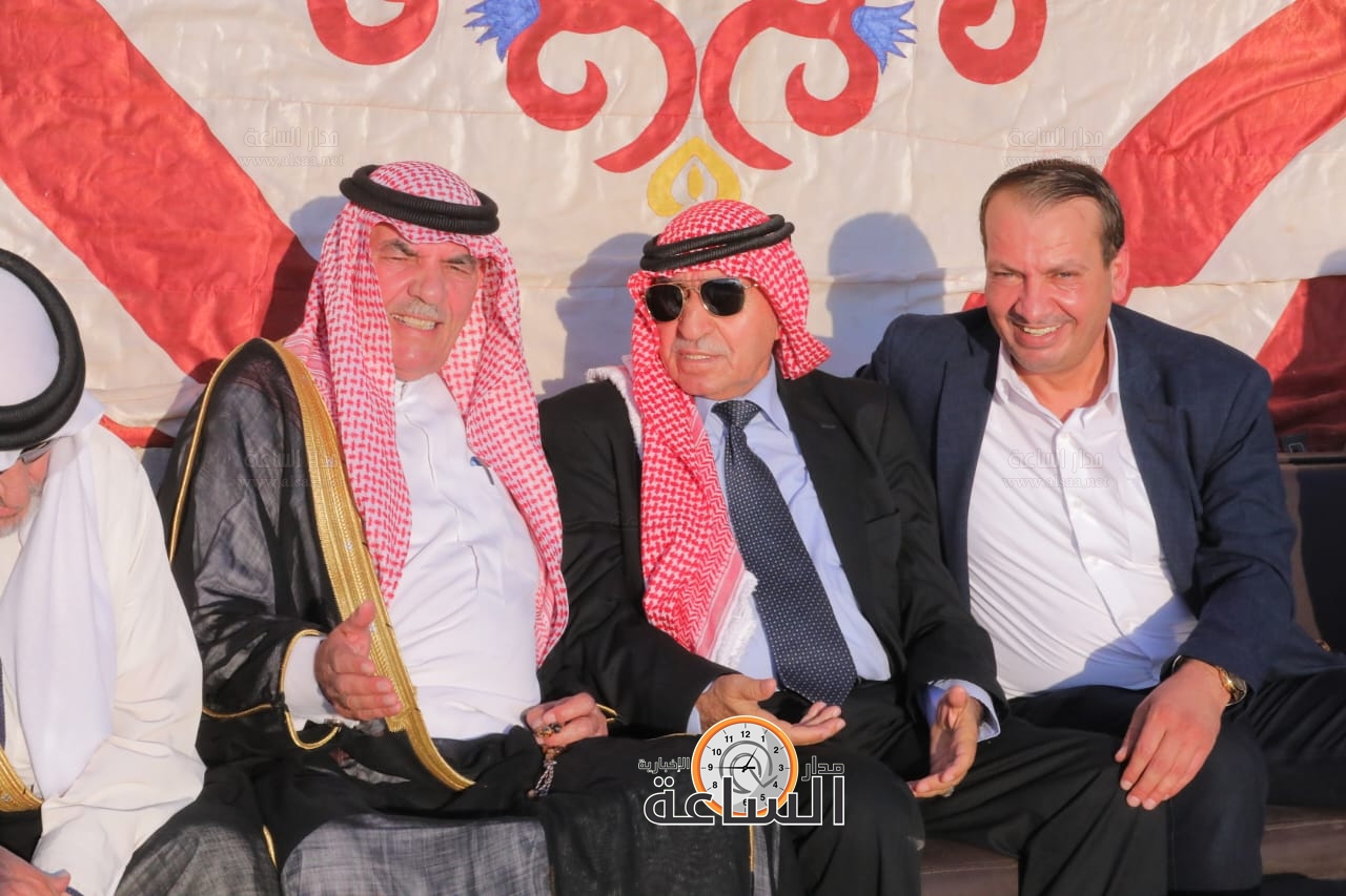 Madar Al-Saa Images 0.015088941853421245