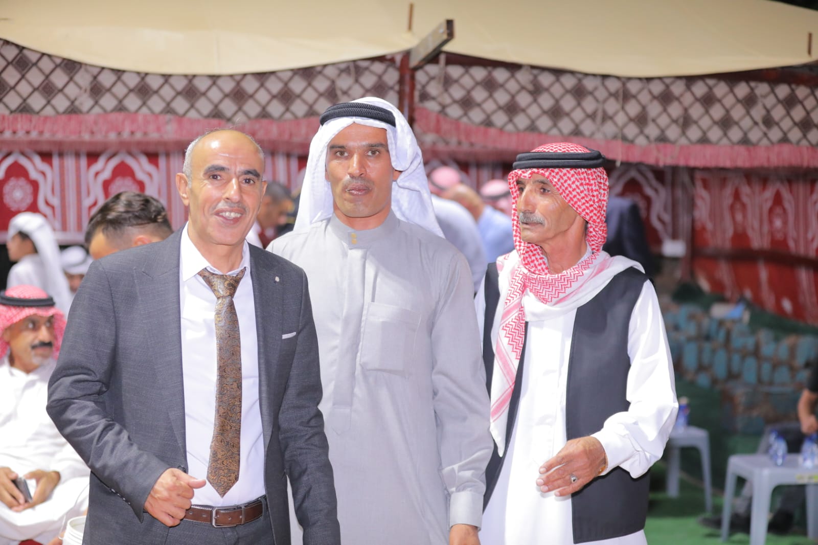 Madar Al-Saa Images 0.41654998097689644