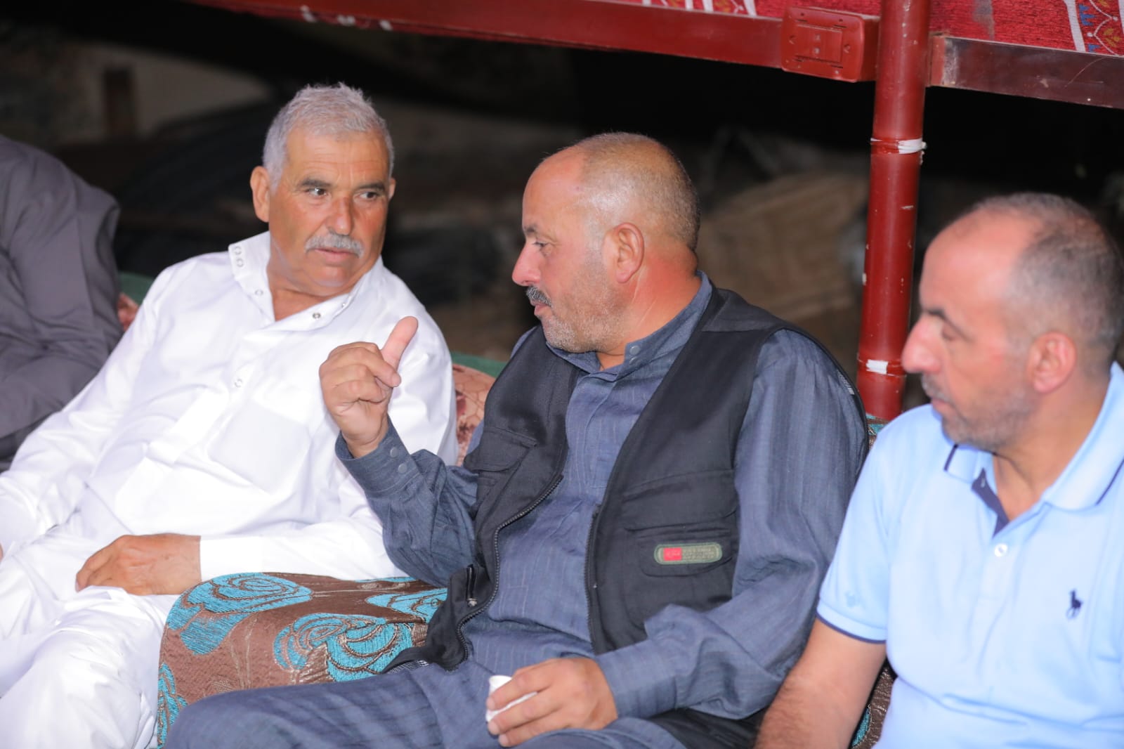 Madar Al-Saa Images 0.030658434772189658