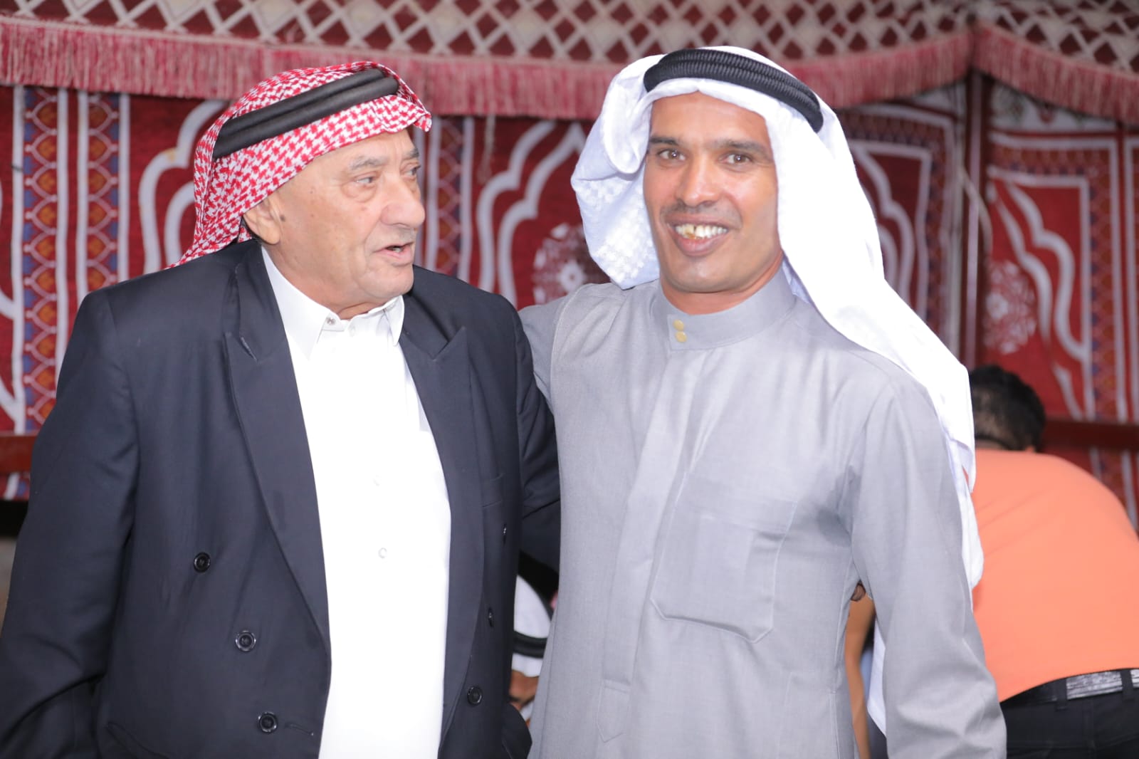 Madar Al-Saa Images 0.814908415445927