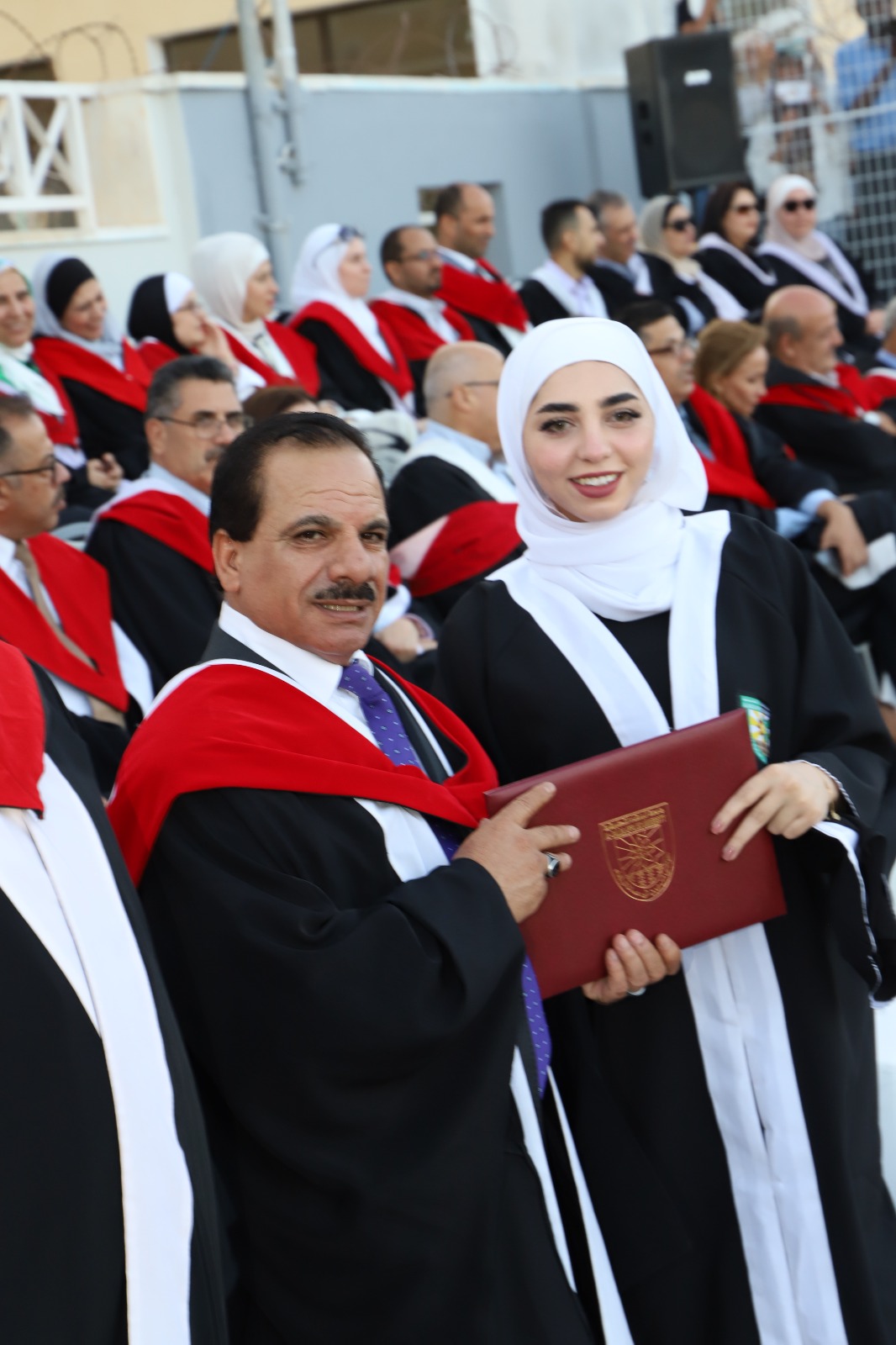 Madar Al-Saa Images 0.9077414376547319