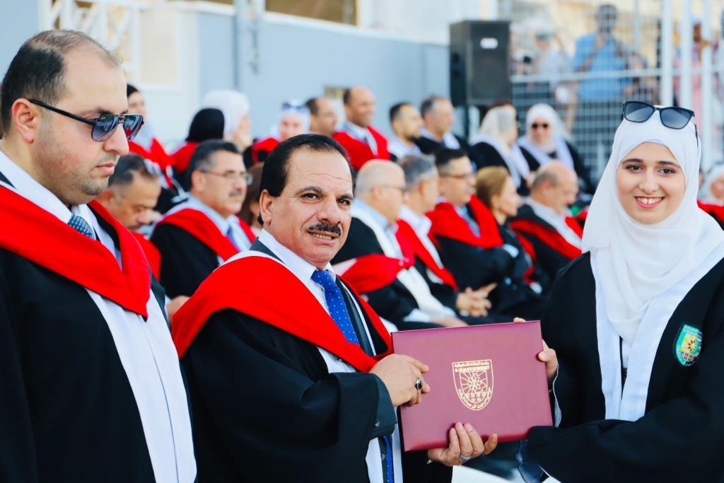 Madar Al-Saa Images 0.21251752726657847